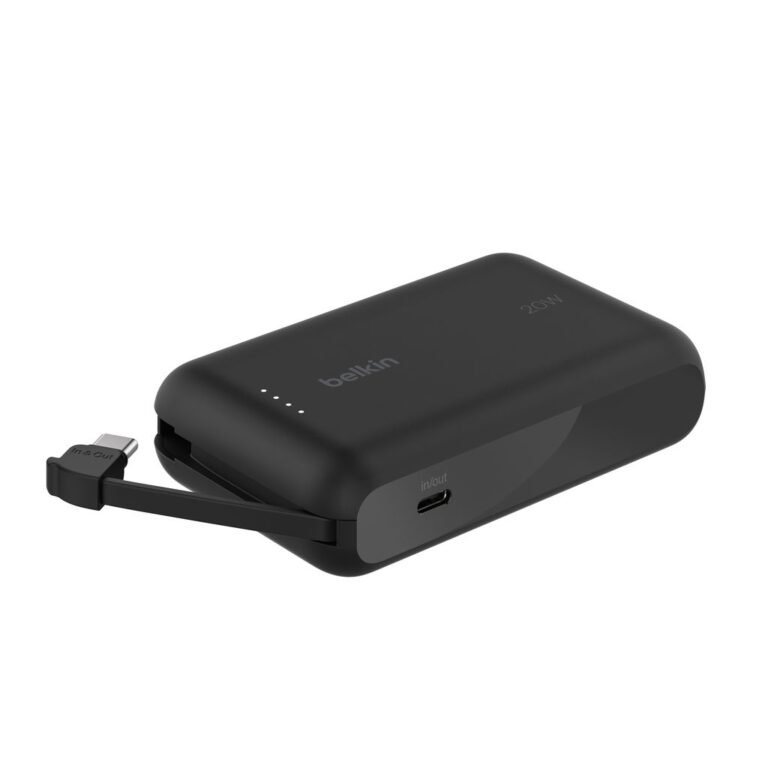 Belkin BoostCharge Power Bank 10K with integrated USB-C cable in black
